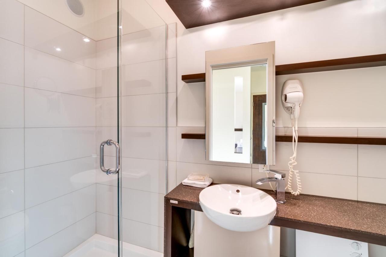 Goeliche Hotel Et Appartement Saint-Laurent-de-l'ile d'Orleans Ngoại thất bức ảnh