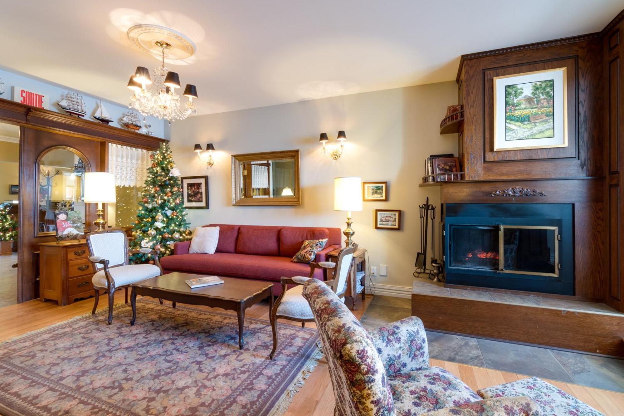 Goeliche Hotel Et Appartement Saint-Laurent-de-l'ile d'Orleans Ngoại thất bức ảnh