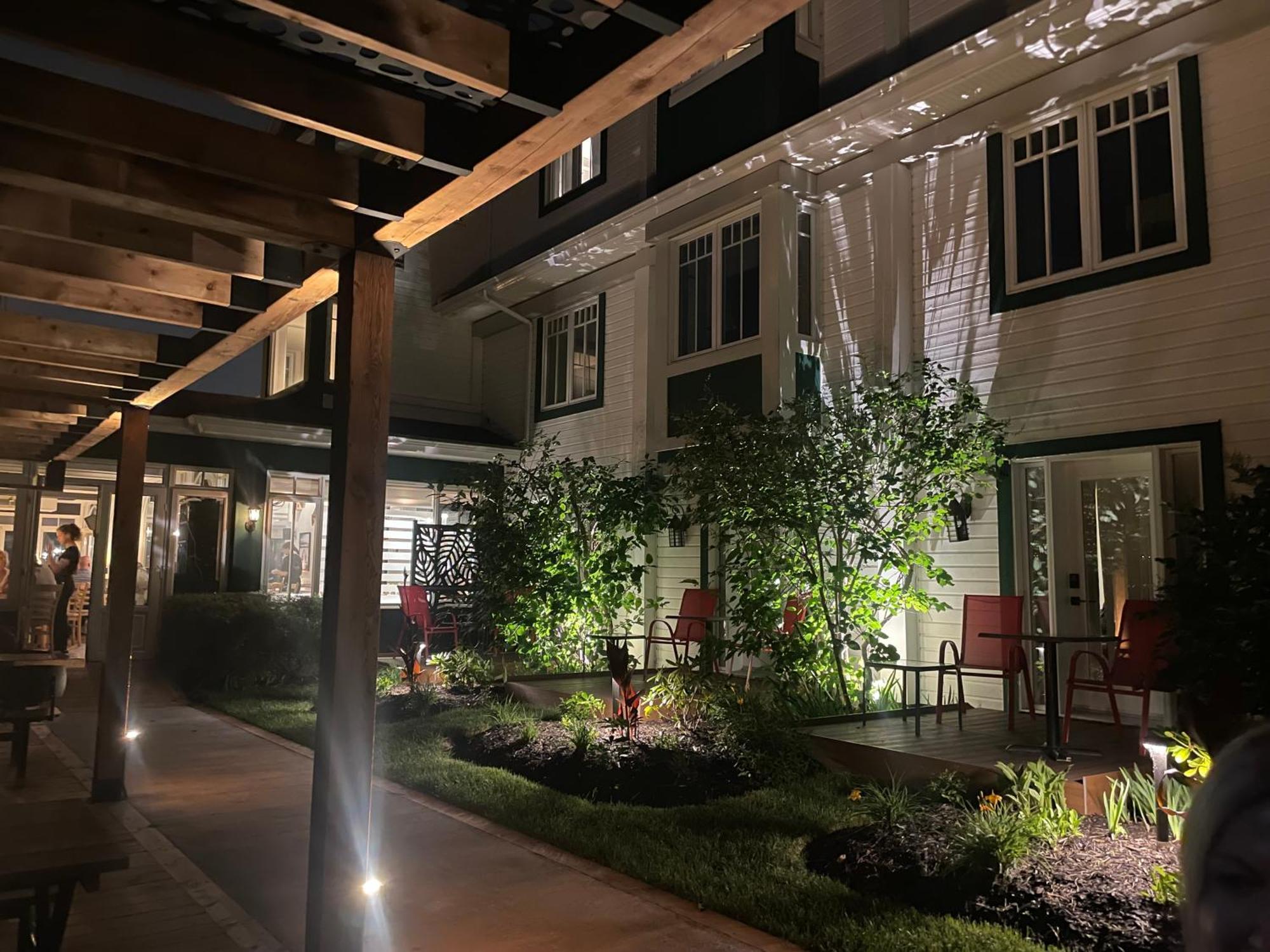 Goeliche Hotel Et Appartement Saint-Laurent-de-l'ile d'Orleans Ngoại thất bức ảnh