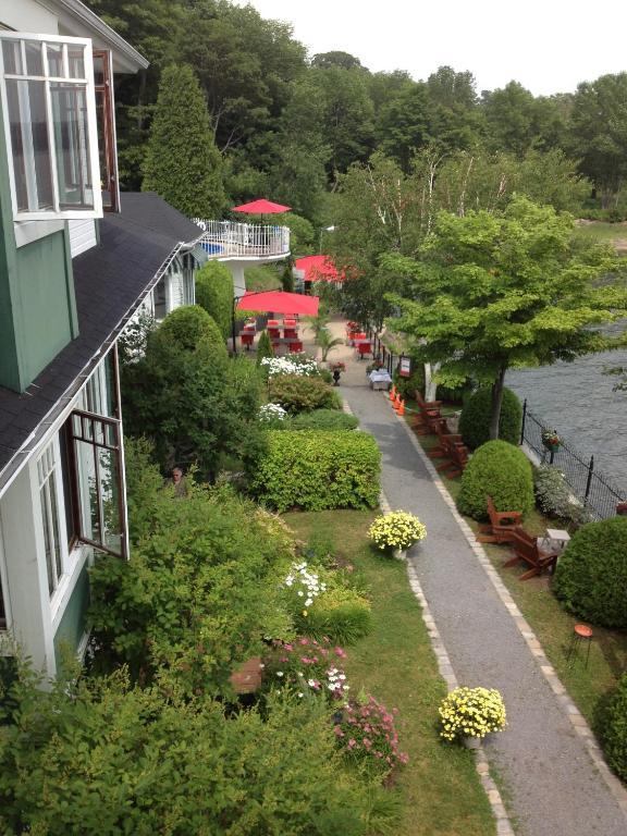 Goeliche Hotel Et Appartement Saint-Laurent-de-l'ile d'Orleans Phòng bức ảnh