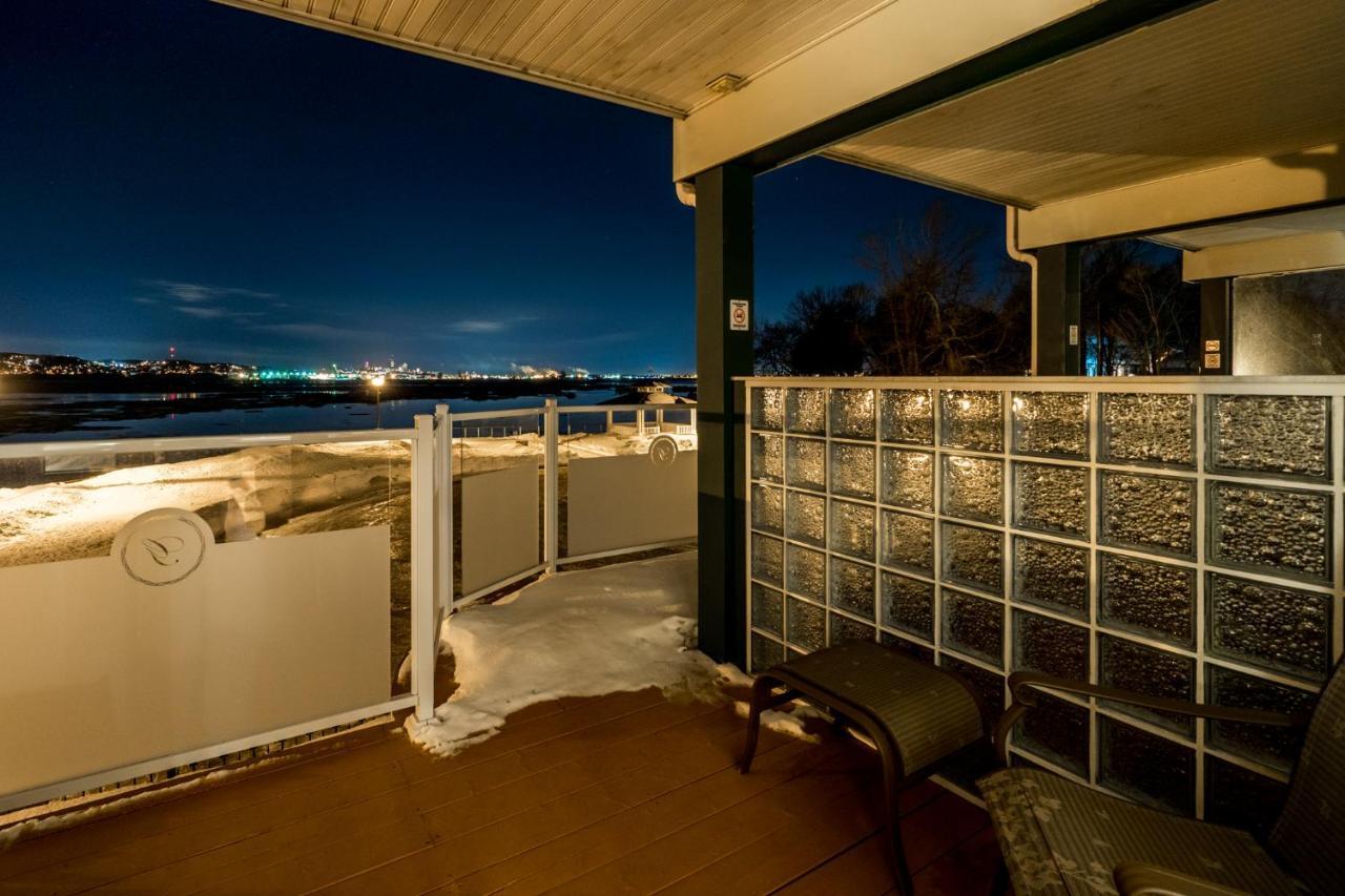 Goeliche Hotel Et Appartement Saint-Laurent-de-l'ile d'Orleans Ngoại thất bức ảnh