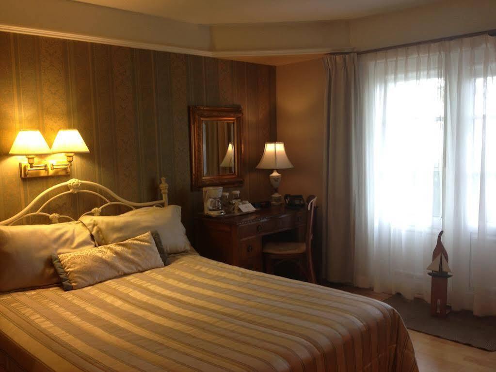 Goeliche Hotel Et Appartement Saint-Laurent-de-l'ile d'Orleans Ngoại thất bức ảnh